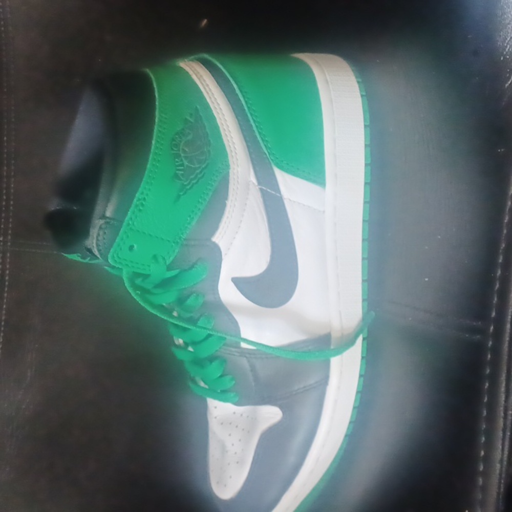 Nike girls size 9
